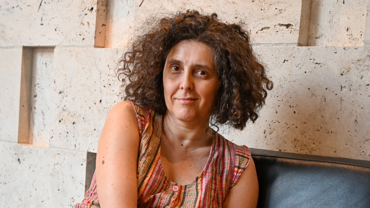 Portret van Dorottya Rédai, LHBT-activiste.